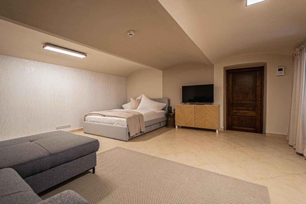 פראג Modern And Spacious Apartments In City Center מראה חיצוני תמונה