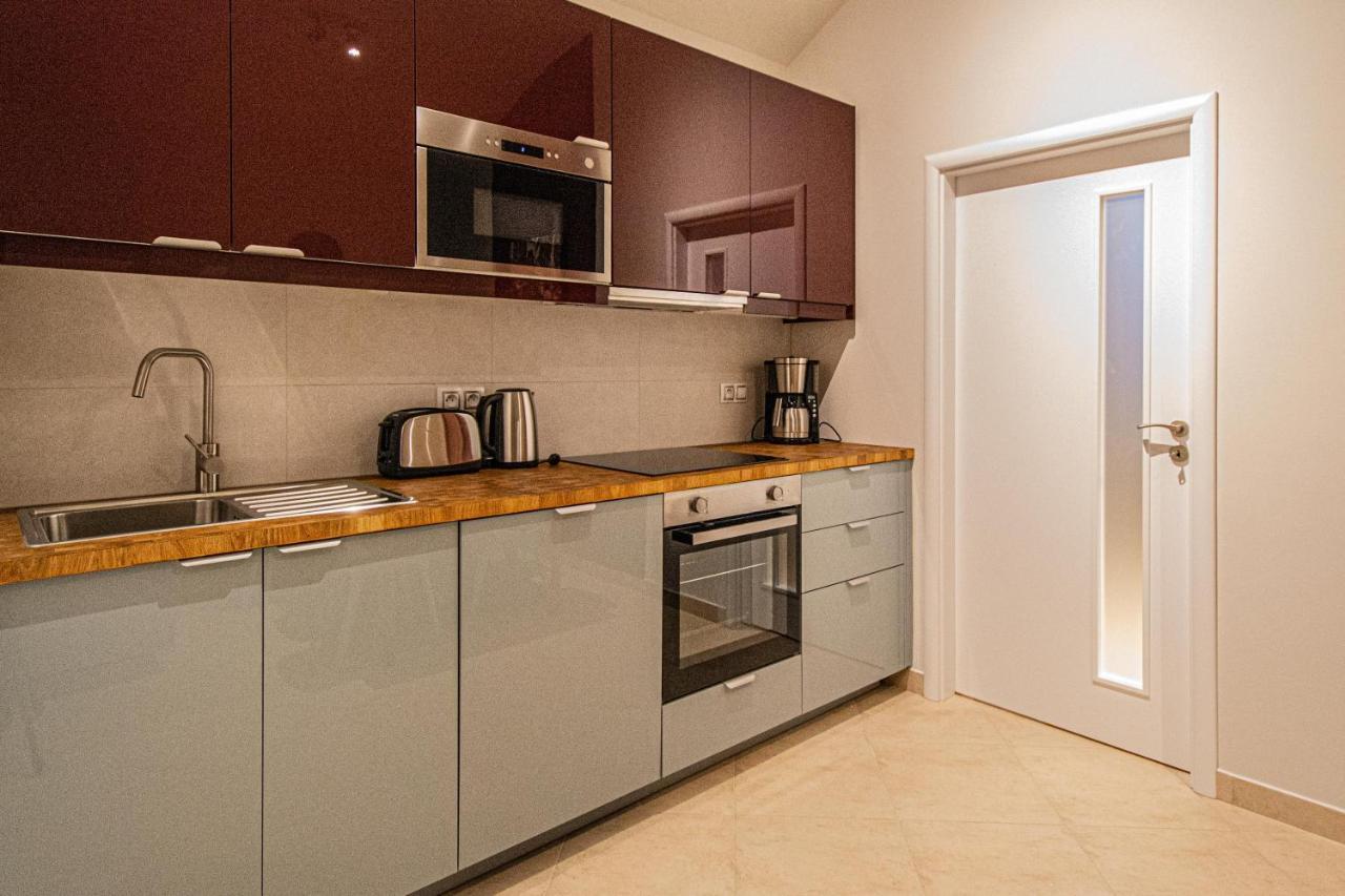 פראג Modern And Spacious Apartments In City Center מראה חיצוני תמונה