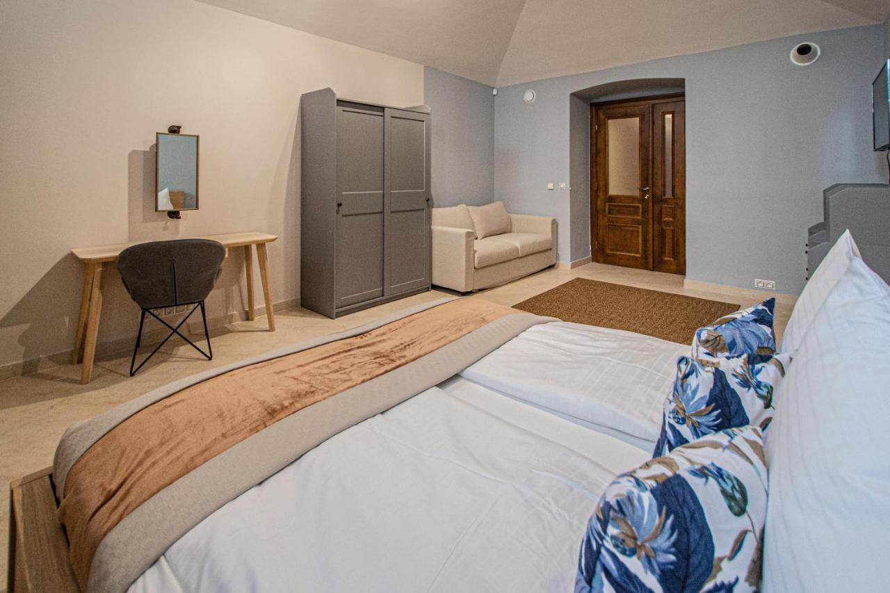 פראג Modern And Spacious Apartments In City Center מראה חיצוני תמונה