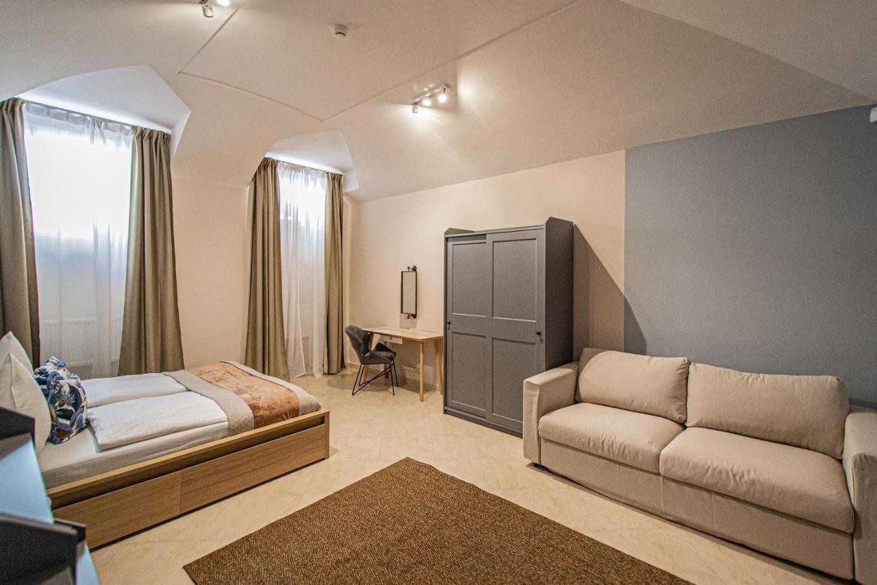 פראג Modern And Spacious Apartments In City Center מראה חיצוני תמונה